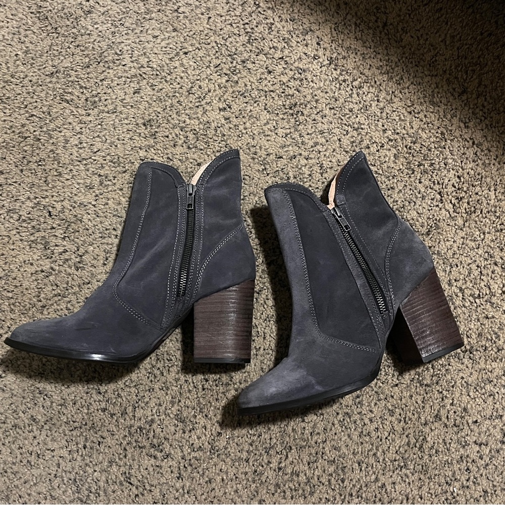 Grey suede leather zipper ankle boots